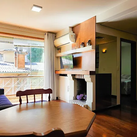 Saint Moritz 204 A 2 Quadras Da Rua Coberta Apartment Gramado Exterior photo